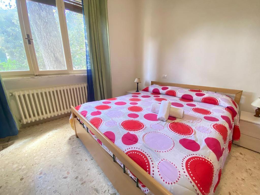 Pineta Apartament Tirrenia Ngoại thất bức ảnh