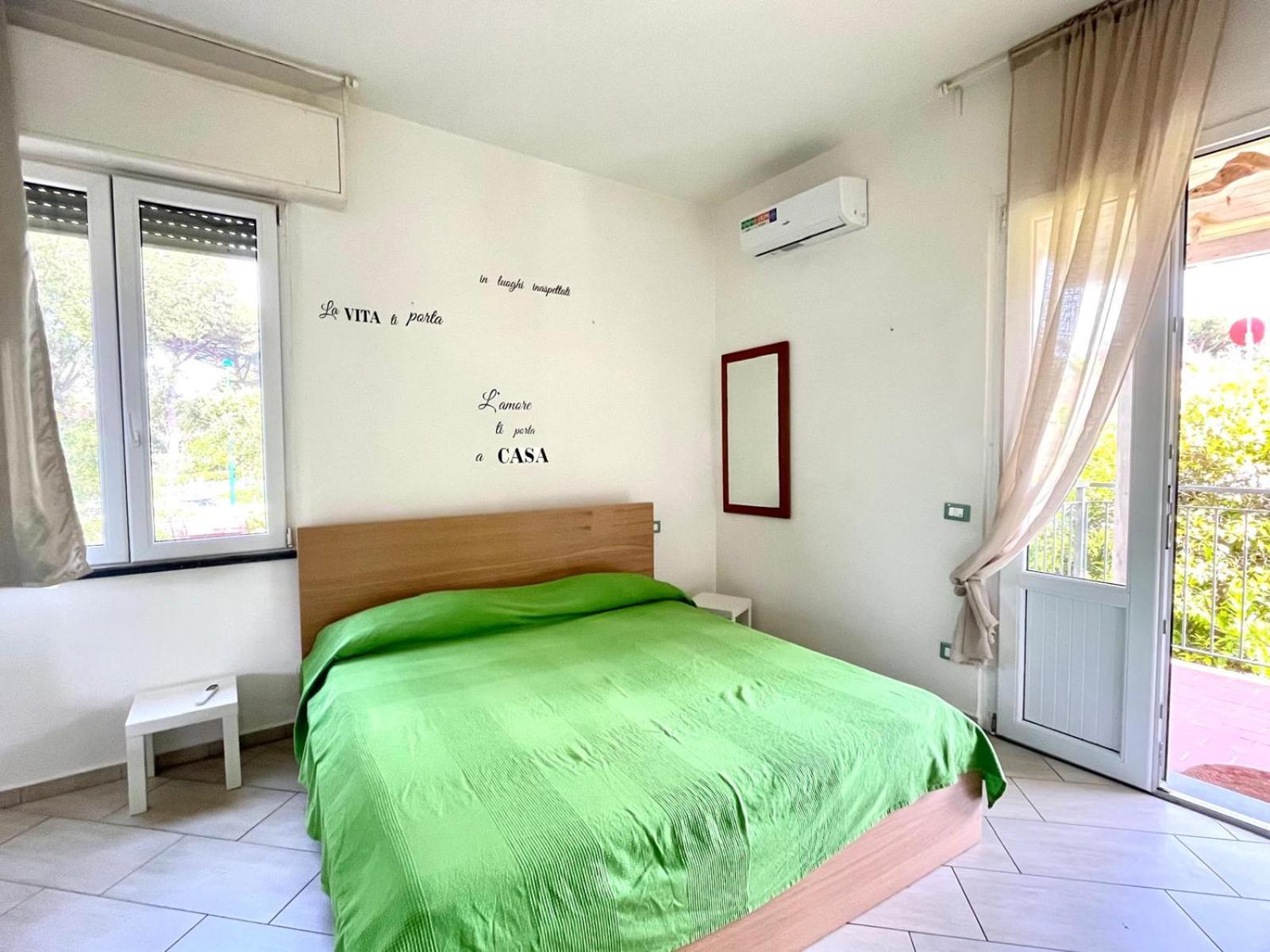 Pineta Apartament Tirrenia Ngoại thất bức ảnh